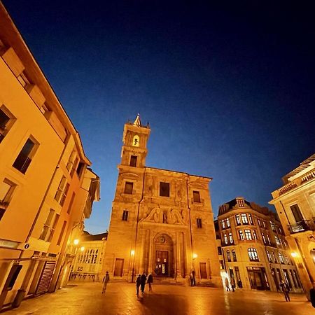 דירות אוביידו Atico Al Lado Del Ayuntamiento מראה חיצוני תמונה